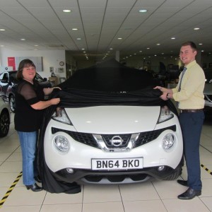 Mrs Morrall eager to unveil her New Nissan Juke with our Salesman Liam McEntee