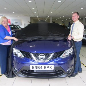 One Happy Customer, Mrs Harker eager to take a look at her New Qashqai
