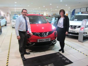 Returning Customer Mrs Joanne Brundell Carty collecting her new Nissan Juke from Our Sales Manager Steve Sadler