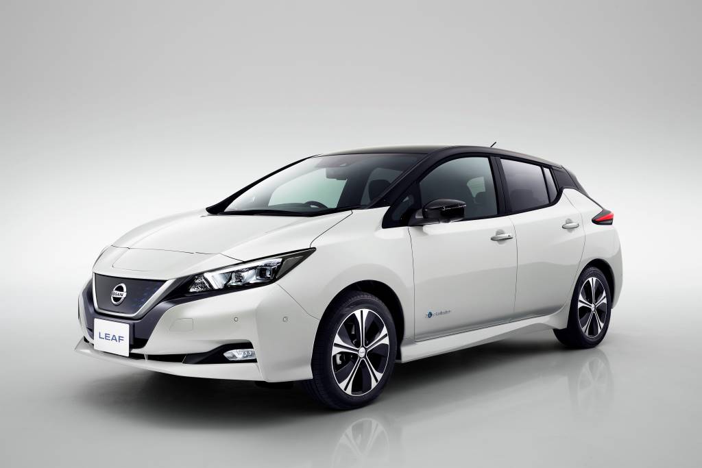 New Nissan Leaf 2 Passenger Side Front Image
